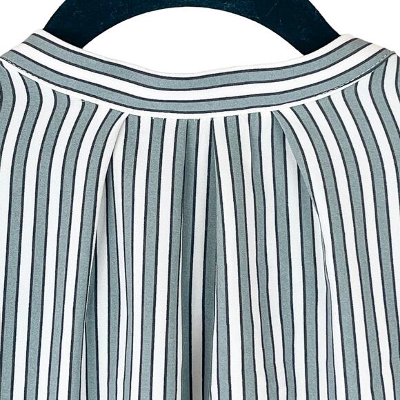 Nygard Women's Top Stripe Black Gray White Long Sleeve Pullover Blouse Size M - Picture 10 of 11